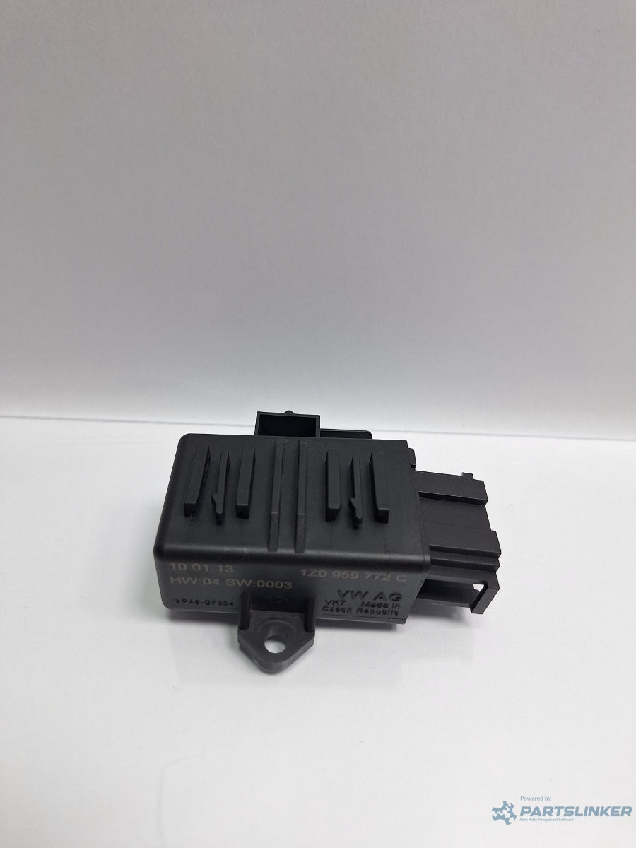 Releu incalzire scaun SKODA SUPERB III Estate 3T5 2009 - 2015 TDI CBBB, CFGB 1Z0959772C