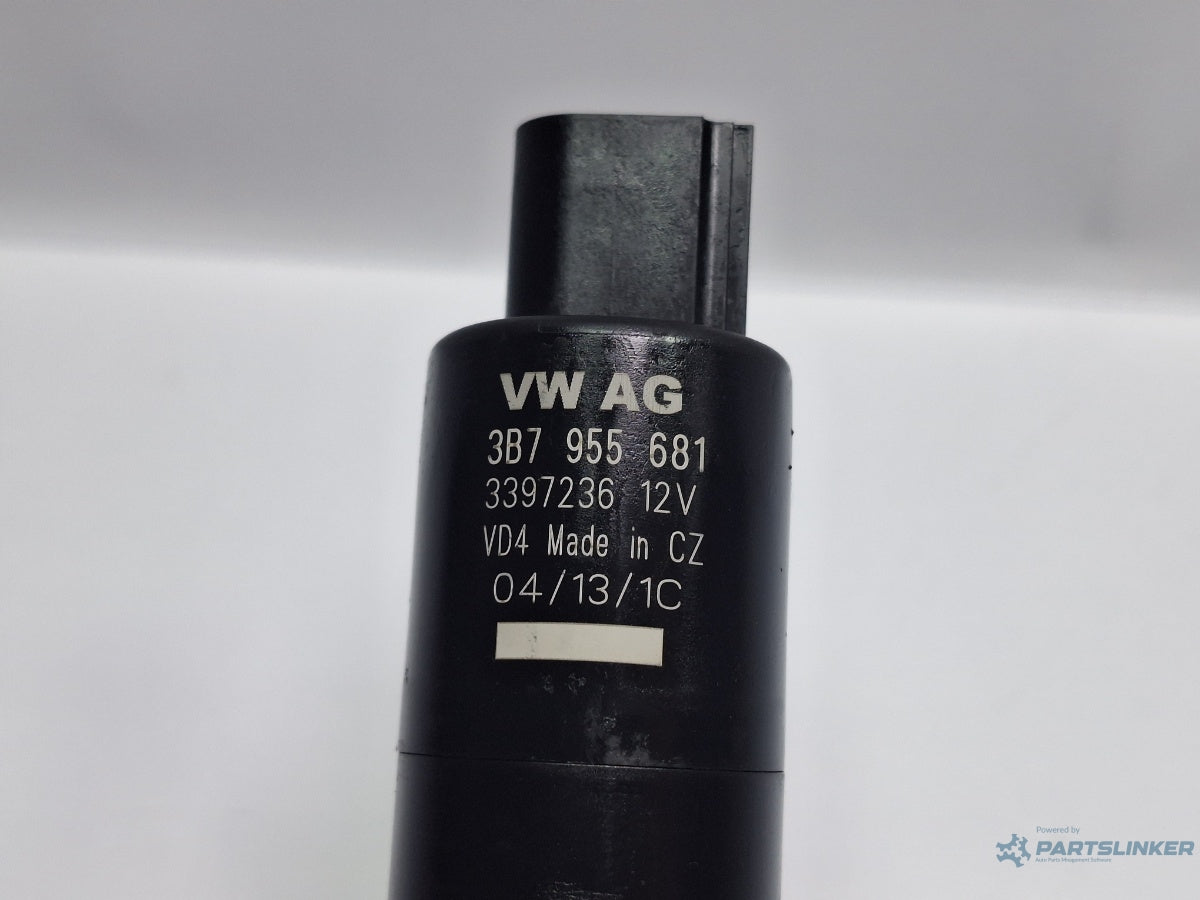 Pompa spalatoare faruri SKODA SUPERB III Estate 3T5 2009 - 2015 TDI CBBB, CFGB 3B7955681