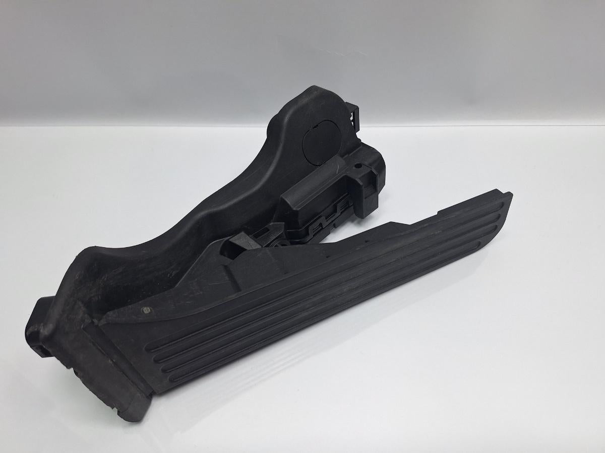 Pedala de acceleratie SKODA SUPERB II Estate 3T5 2009 - 2015 TDI CBBB, CFGB 1K1721503AT