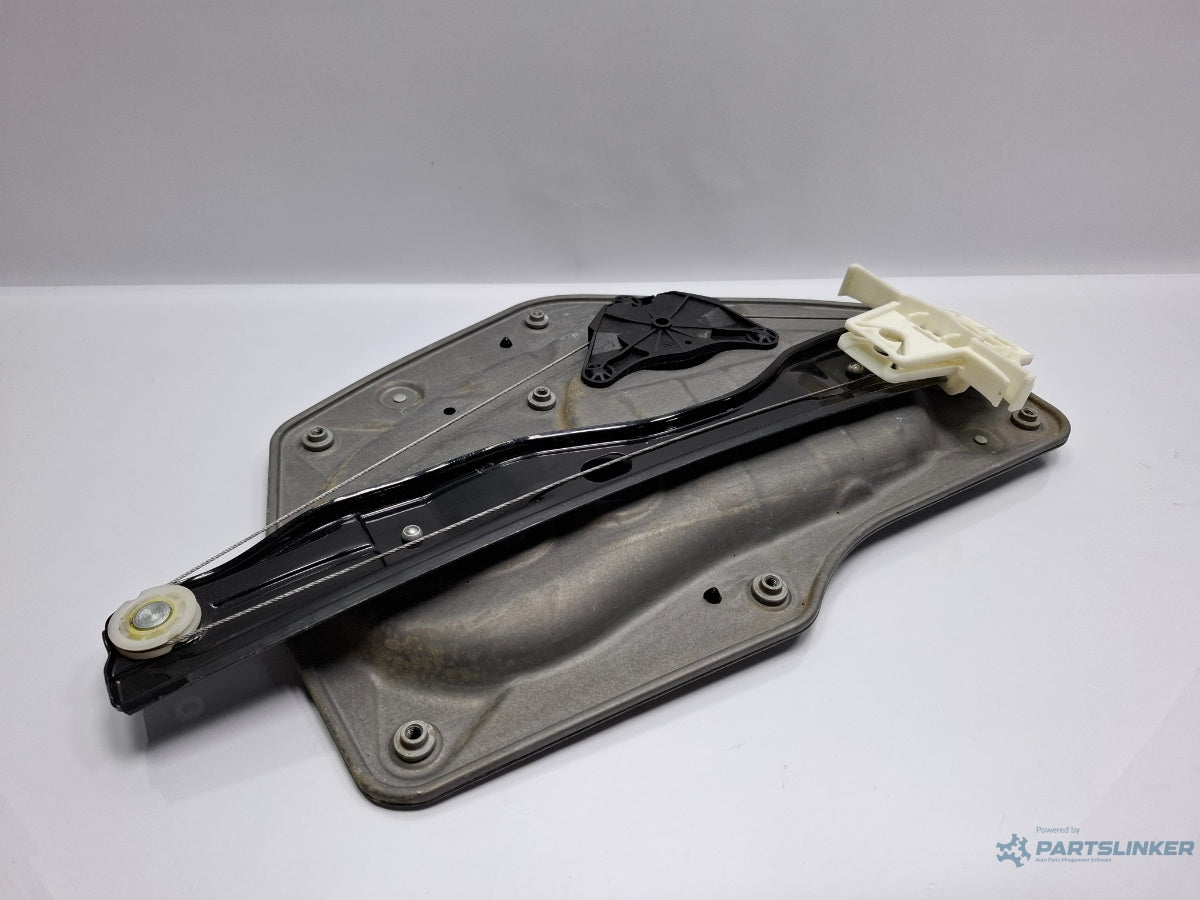 Macara geam stanga spate SKODA SUPERB III Estate 3T5 2009 - 2015 TDI CBBB, CFGB 3T0839461