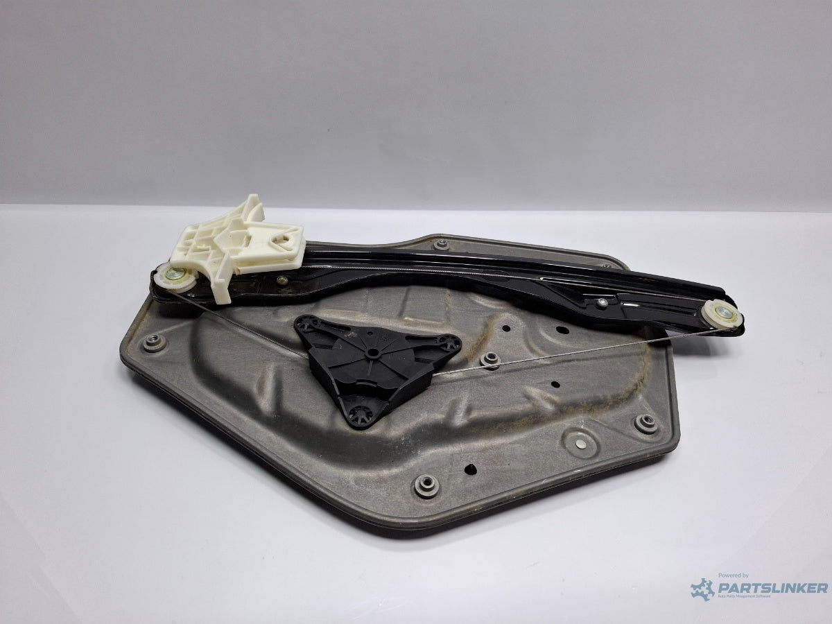 Macara geam stanga spate SKODA SUPERB III Estate 3T5 2009 - 2015 TDI CBBB, CFGB 3T0839461