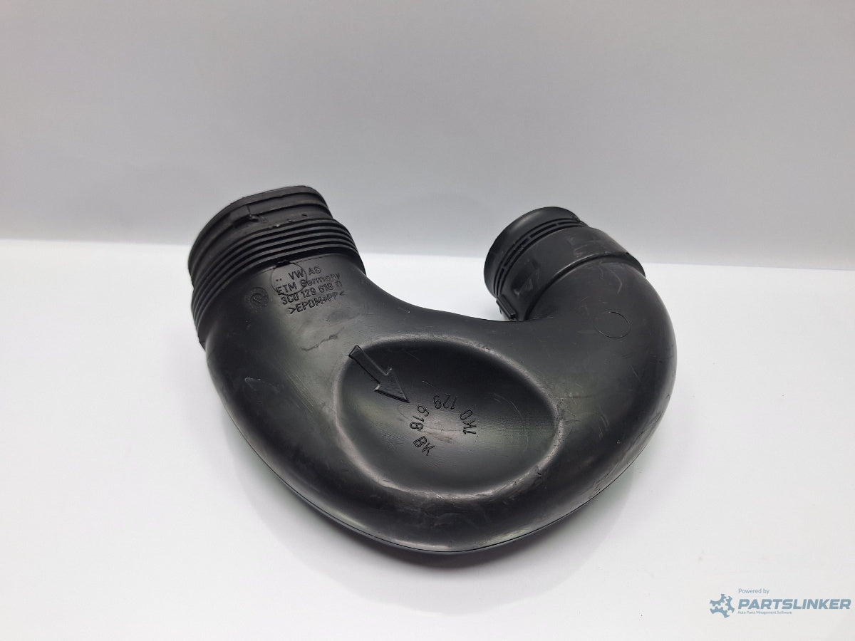 Conducta admisie aer SKODA SUPERB III Estate 3T5 2009 - 2015 TDI CBBB, CFGB 3C0129618D , 1K0129618BK