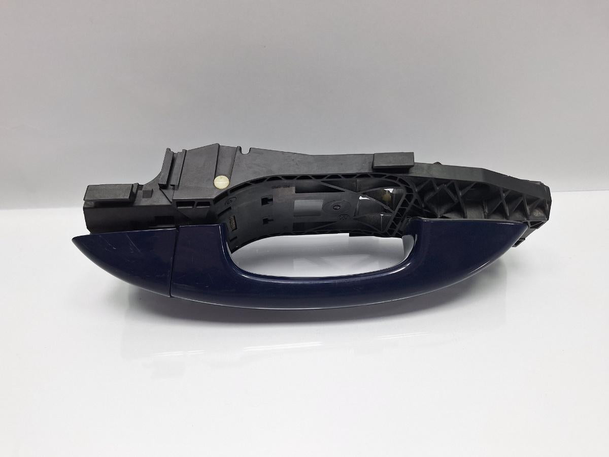 Maner exterior usa cu suport dreapta spate SKODA SUPERB II Estate 3T5 2009 - 2015 TDI CBBB, CFGB 5N0839885F , 1K8837206F