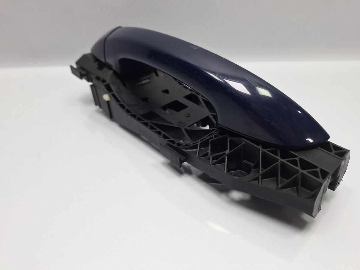 Maner exterior usa cu suport dreapta spate SKODA SUPERB II Estate 3T5 2009 - 2015 TDI CBBB, CFGB 5N0839885F , 1K8837206F