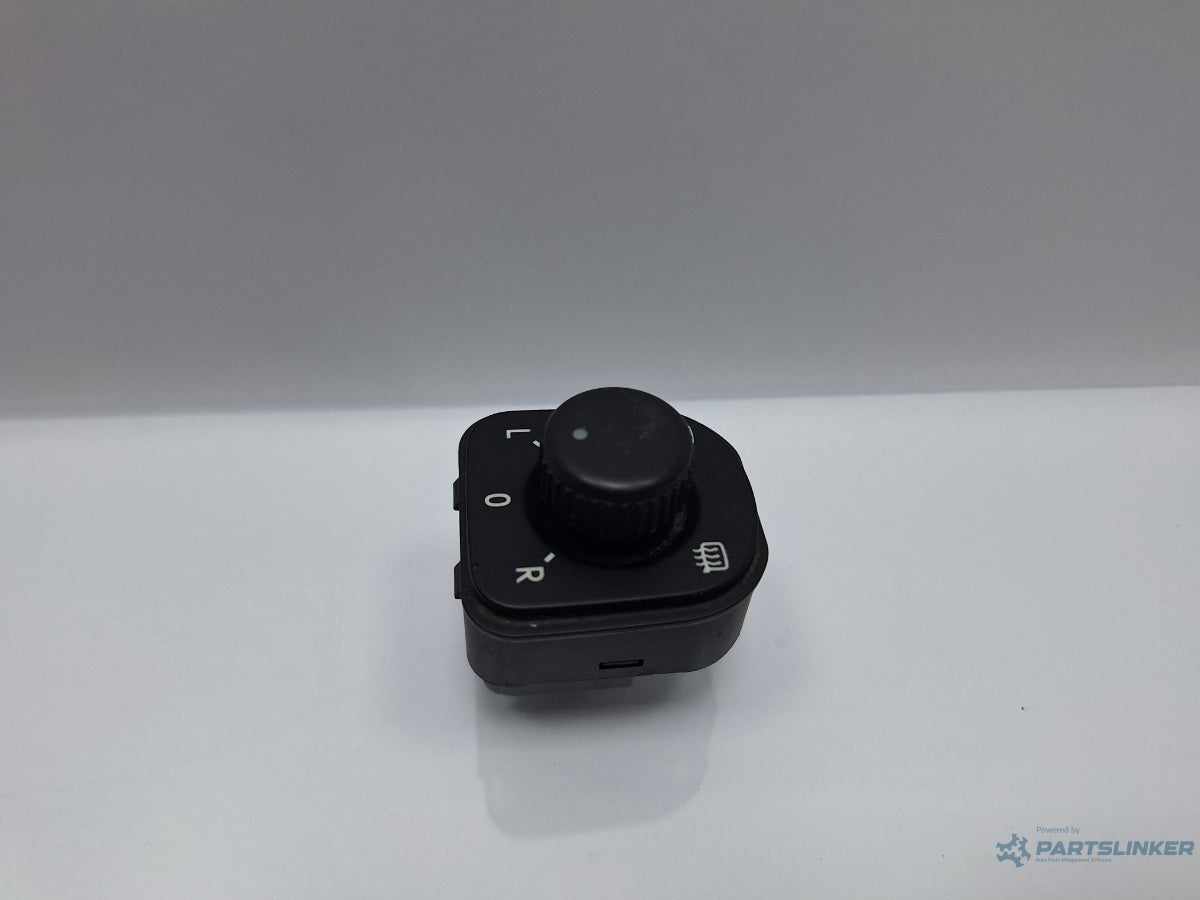 Buton reglaj oglinzi SKODA SUPERB III Estate 3T5 2009 - 2015 TDI CBBB, CFGB 3T0959565A
