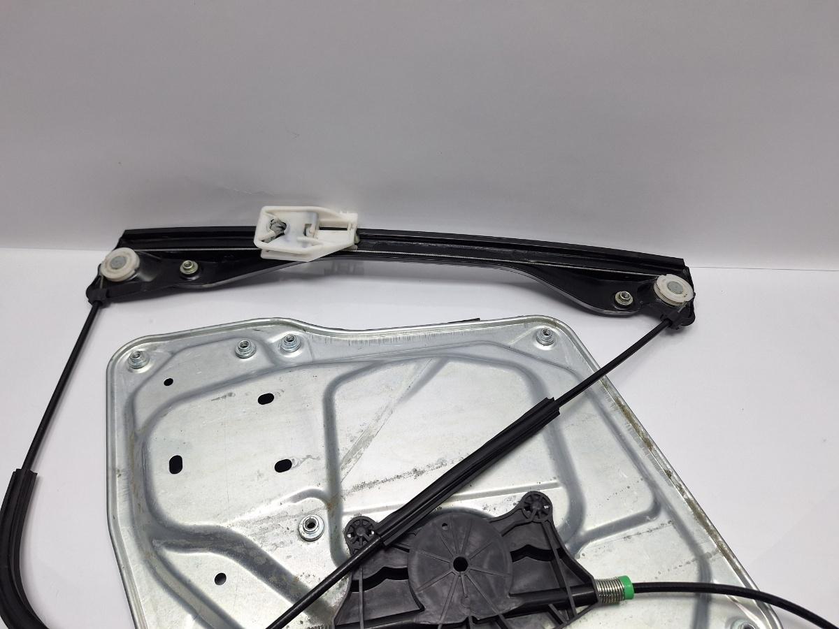 Macara geam stanga fata SKODA SUPERB II Estate 3T5 2009 - 2015 TDI CBBB, CFGB 3T0837461A