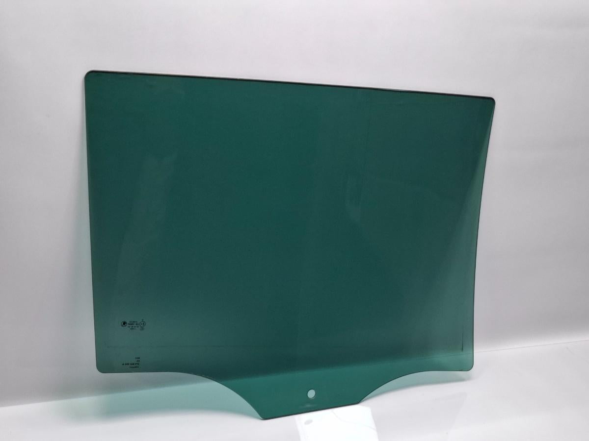Geam privacy usa stanga spate SKODA SUPERB II Estate 3T5 2009 - 2015 TDI CBBB, CFGB Starglass 43R-000491 3T9845205A