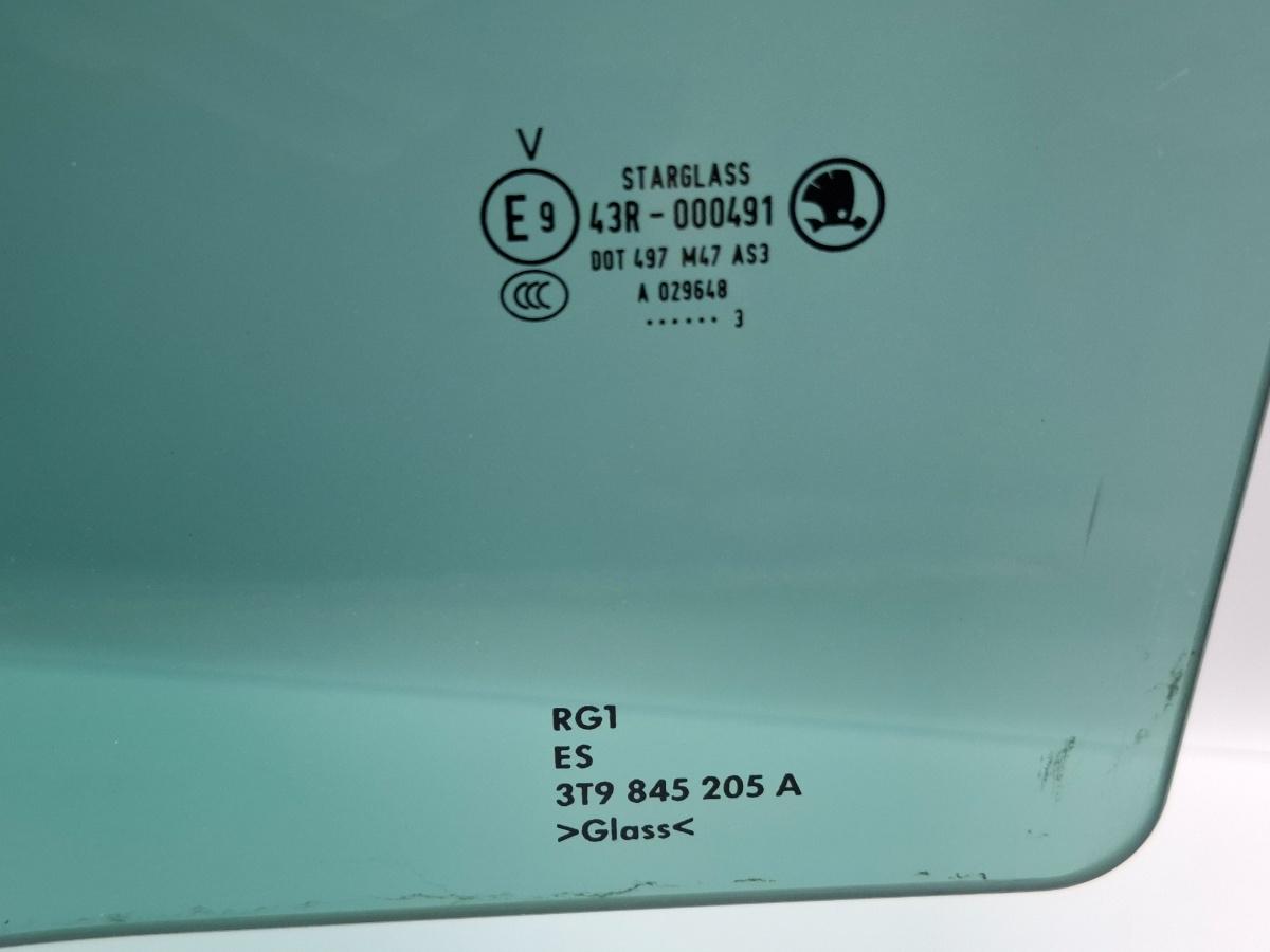 Geam privacy usa stanga spate SKODA SUPERB II Estate 3T5 2009 - 2015 TDI CBBB, CFGB Starglass 43R-000491 3T9845205A