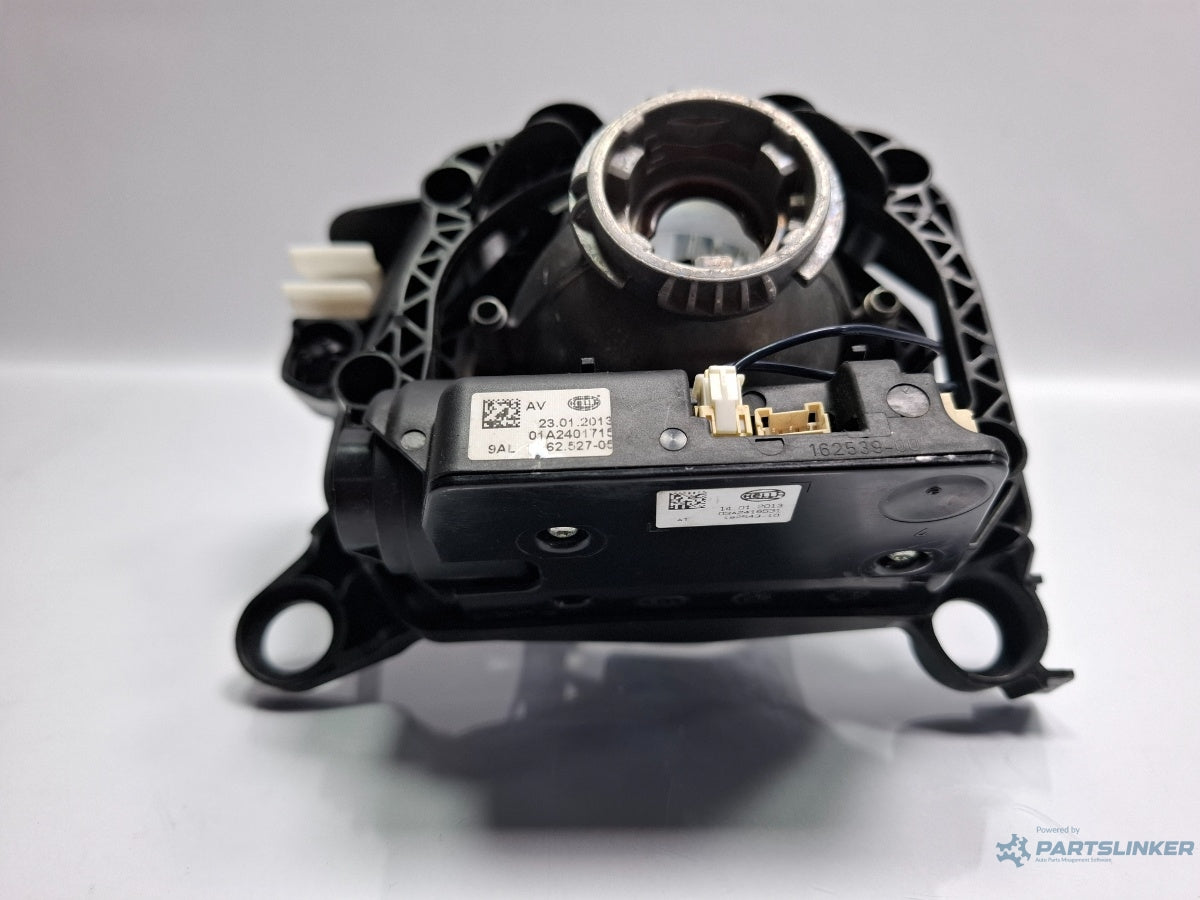 Lupa far SKODA SUPERB III Estate 3T5 2009 - 2015 TDI CBBB, CFGB HELLA  3T1941018E