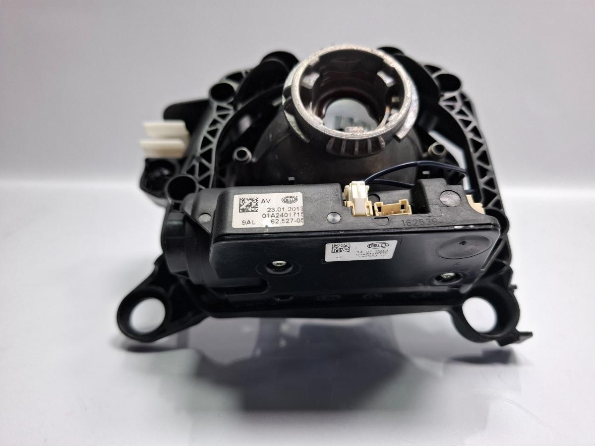 Lupa far SKODA SUPERB II Estate 3T5 2009 - 2015 TDI CBBB, CFGB HELLA  3T1941018E