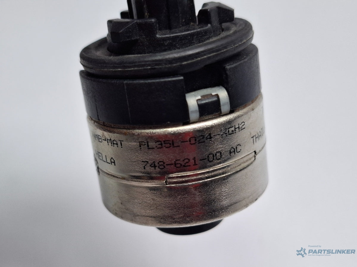 Motoras reglaj  far SKODA SUPERB III Estate 3T5 2009 - 2015 TDI CBBB, CFGB HELLA 74862100AC