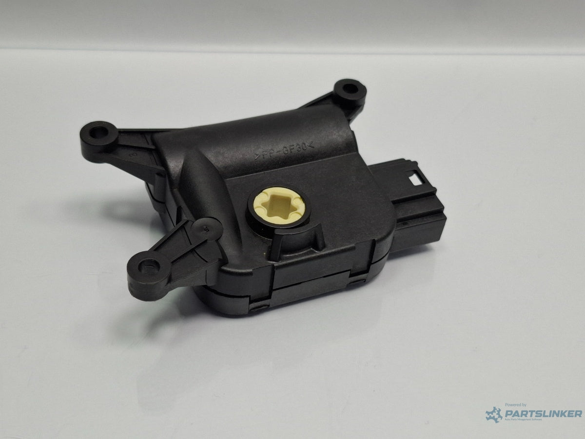 Motoras aeroterma V425 SKODA SUPERB III Estate 3T5 2009 - 2015 TDI CBBB, CFGB BOSCH 0132801362 3C0907511Q