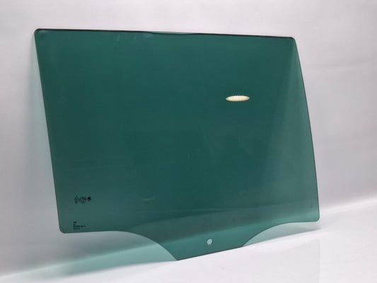 Geam privacy usa dreapta spate SKODA SUPERB II Estate 3T5 2009 - 2015 TDI CBBB, CFGB Starglass 43R000491 3T9845206A