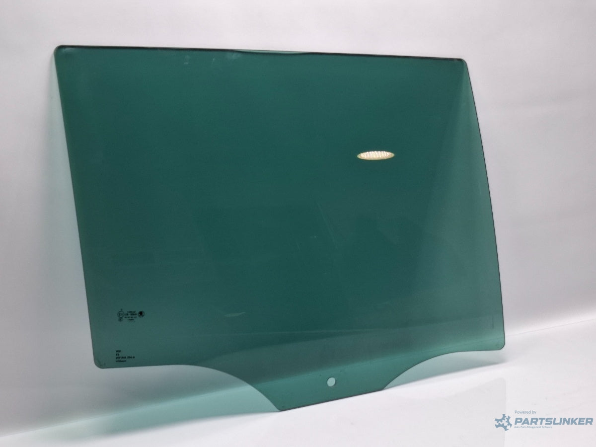 Geam privacy usa dreapta spate SKODA SUPERB III Estate 3T5 2009 - 2015 TDI CBBB, CFGB Starglass 43R000491 3T9845206A