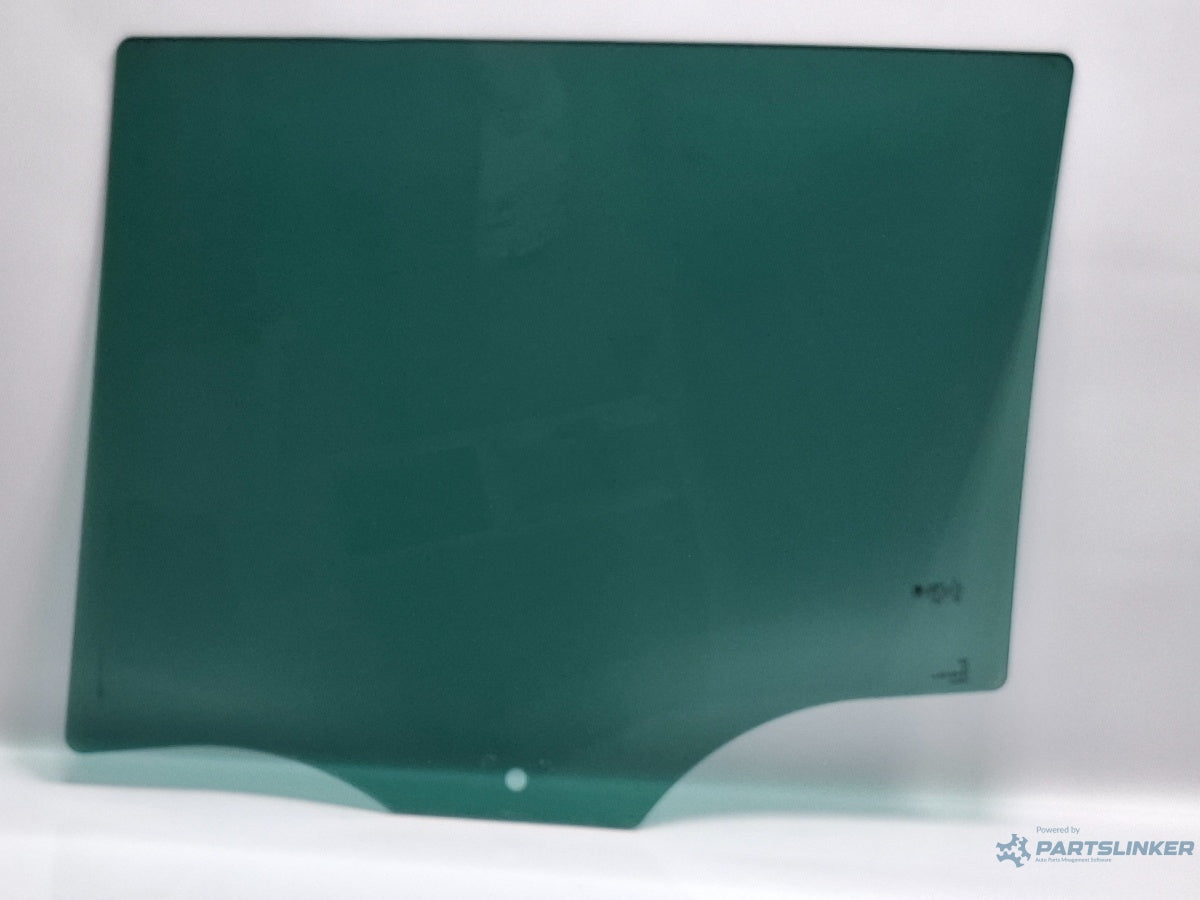 Geam privacy usa dreapta spate SKODA SUPERB III Estate 3T5 2009 - 2015 TDI CBBB, CFGB Starglass 43R000491 3T9845206A