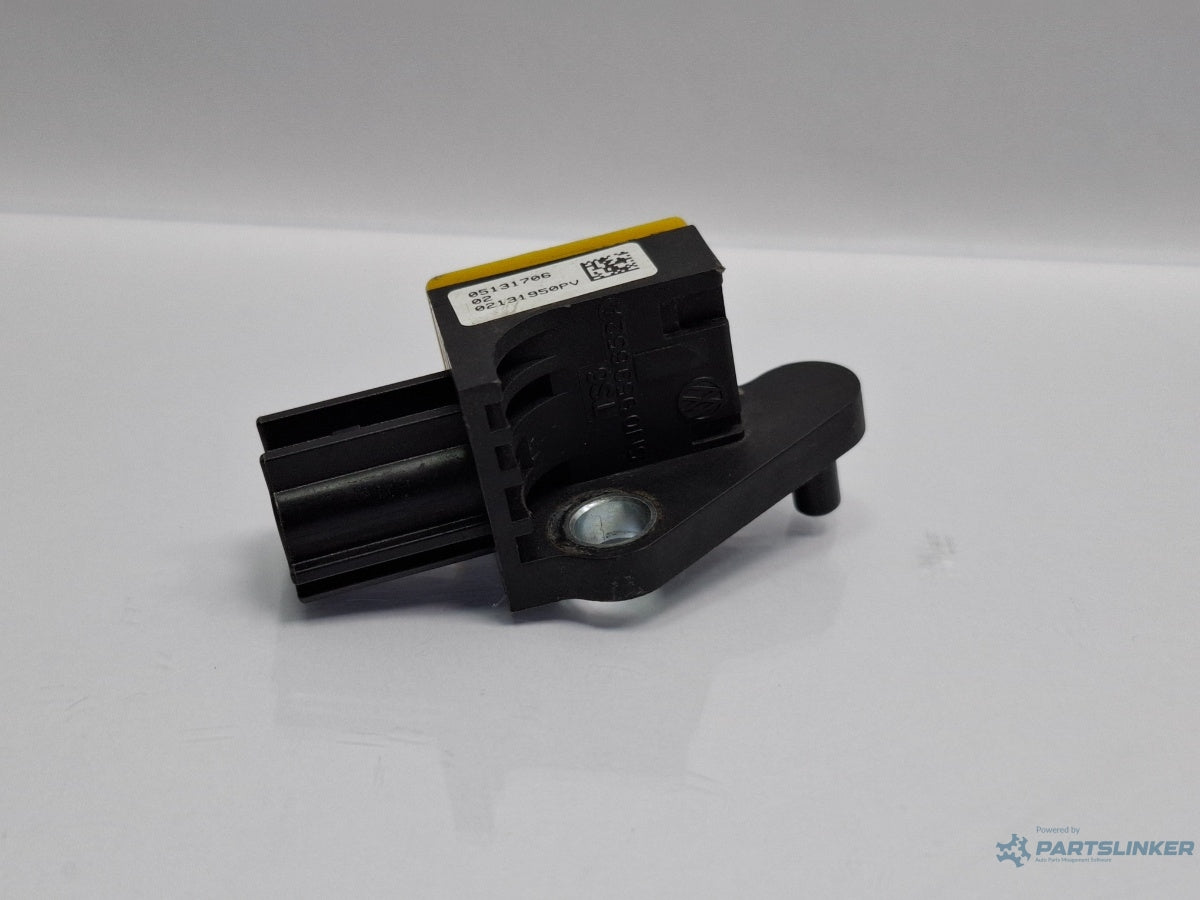 Senzor de impact airbag SKODA SUPERB III Estate 3T5 2009 - 2015 TDI CBBB, CFGB 5N0959652A