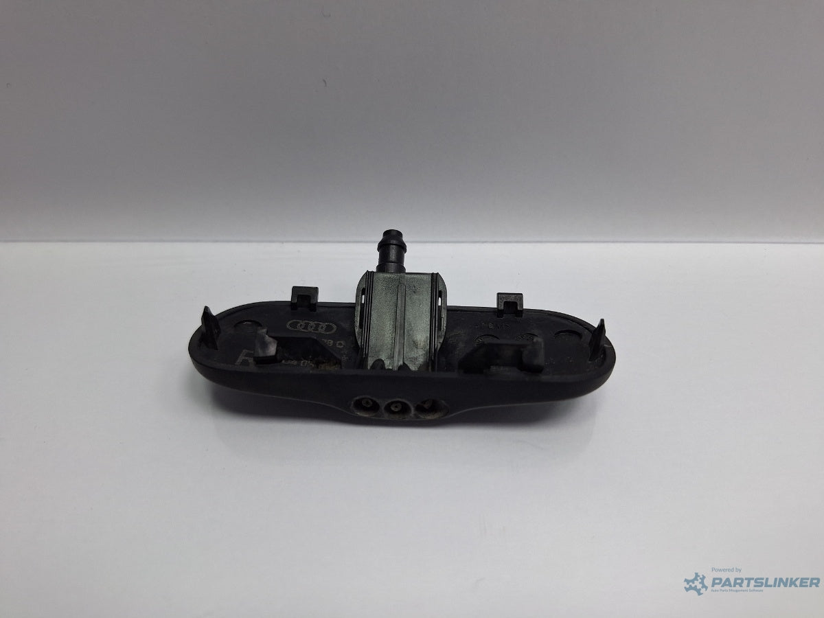 Duza spalator parbriz dreapta AUDI A4 IV Avant 8K5, B8 2007 - 2015 TDI CAGA, CJCA, CMEA, CMFA 8T0955988C