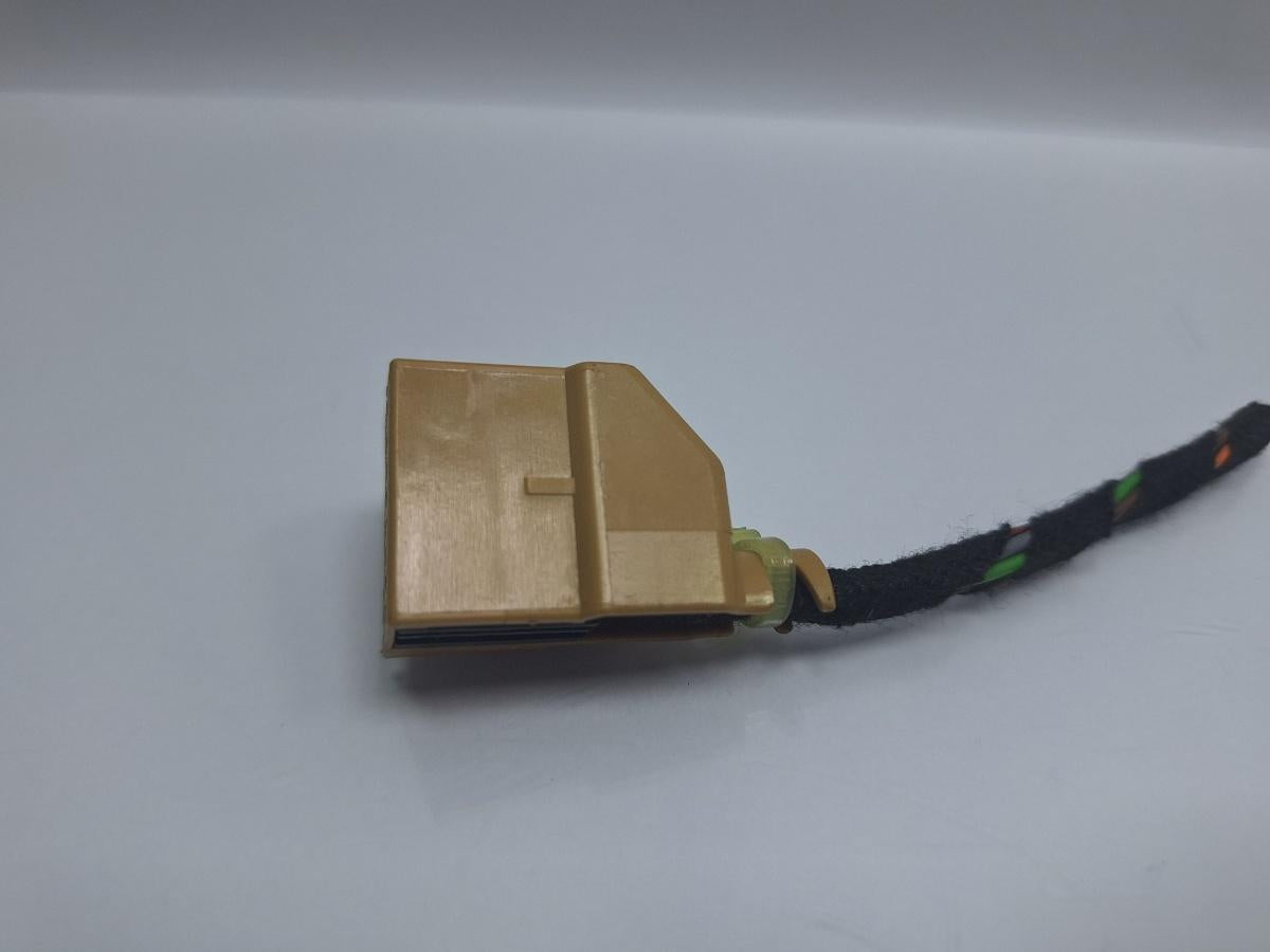 Mufa conector modul de parcare PDC SKODA SUPERB II Estate 3T5 2009 - 2015 TDI CBBB, CFGB 8E0972416A