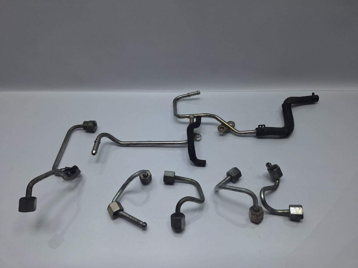 Conducte de alimentare injector combustibil SKODA SUPERB II Estate 3T5 2009 - 2015 TDI CBBB, CFGB 03L130301T , 03L130321R