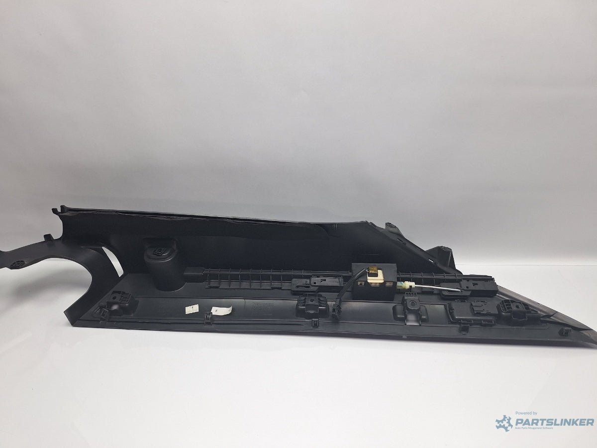 Suport rulou acoperire portbagaj stanga SKODA SUPERB III Estate 3T5 2009 - 2015 TDI CBBB, CFGB 3T9867761