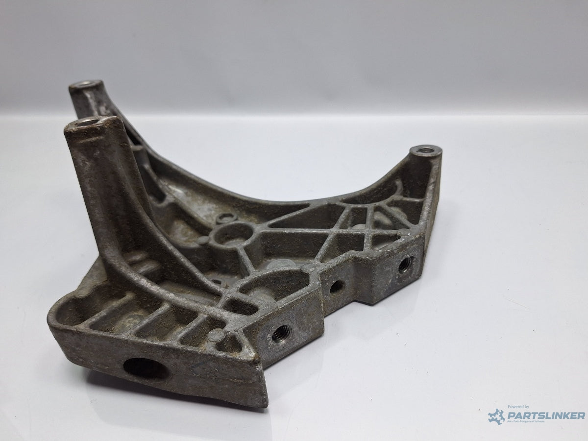 Suport tampon motor SKODA SUPERB III Estate 3T5 2009 - 2015 TDI CBBB, CFGB 03L199207