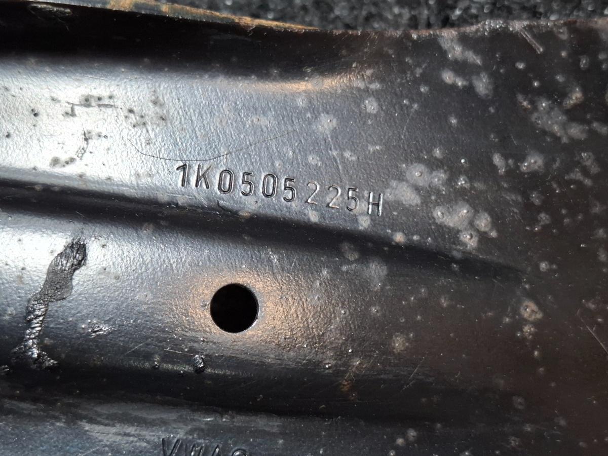 Brat bascula stanga spate SKODA SUPERB II Estate 3T5 2009 - 2015 TDI CBBB, CFGB 1K0505225H