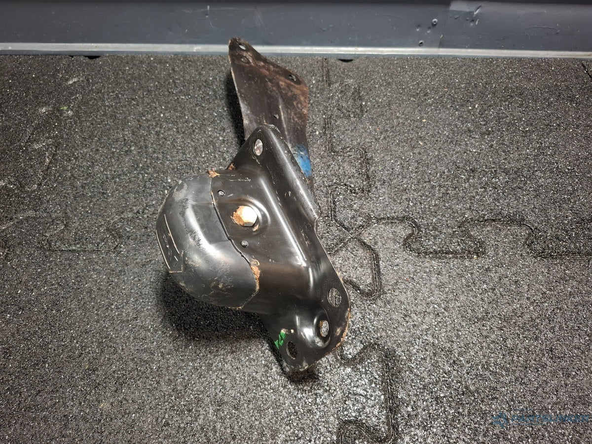 Brat bascula stanga spate SKODA SUPERB III Estate 3T5 2009 - 2015 TDI CBBB, CFGB 1K0505225H