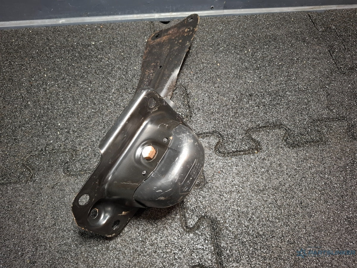 Brat bascula dreapta spate SKODA SUPERB III Estate 3T5 2009 - 2015 TDI CBBB, CFGB 1K0505226H