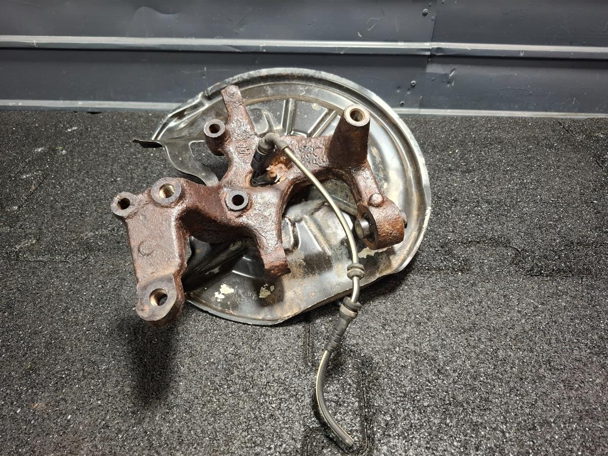 Fuzeta dreapta spate SKODA SUPERB II Estate 3T5 2009 - 2015 TDI CBBB, CFGB 1K0505436AE , 1K0615612P