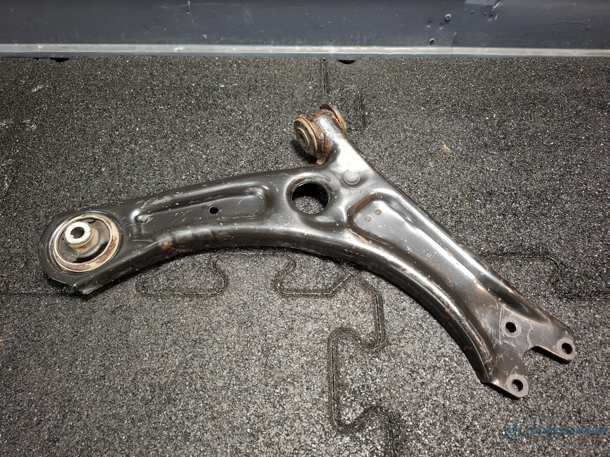 Brat bascula dreapta fata SKODA SUPERB III Estate 3T5 2009 - 2015 TDI CBBB, CFGB 1K0407152BG