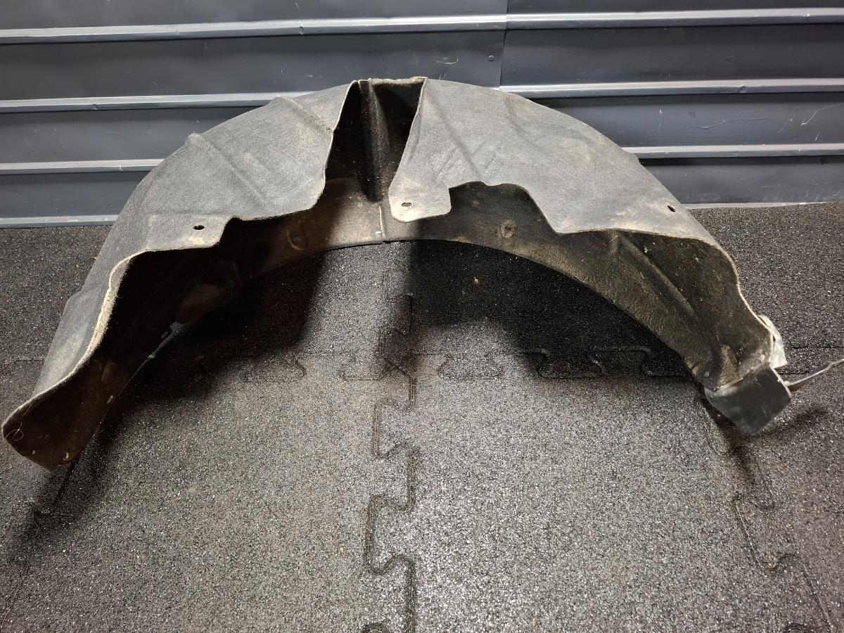 Carenaj roata stanga spate SKODA SUPERB II Estate 3T5 2009 - 2015 TDI CBBB, CFGB 3T0853833