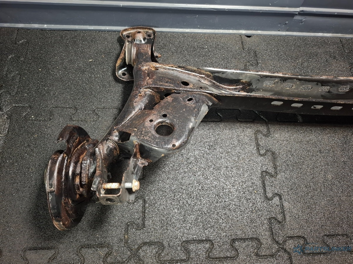 Punte spate SKODA OCTAVIA Combi 5E5 2012 - > TDI CKFC, CRMB, CYKA 5Q0501049D