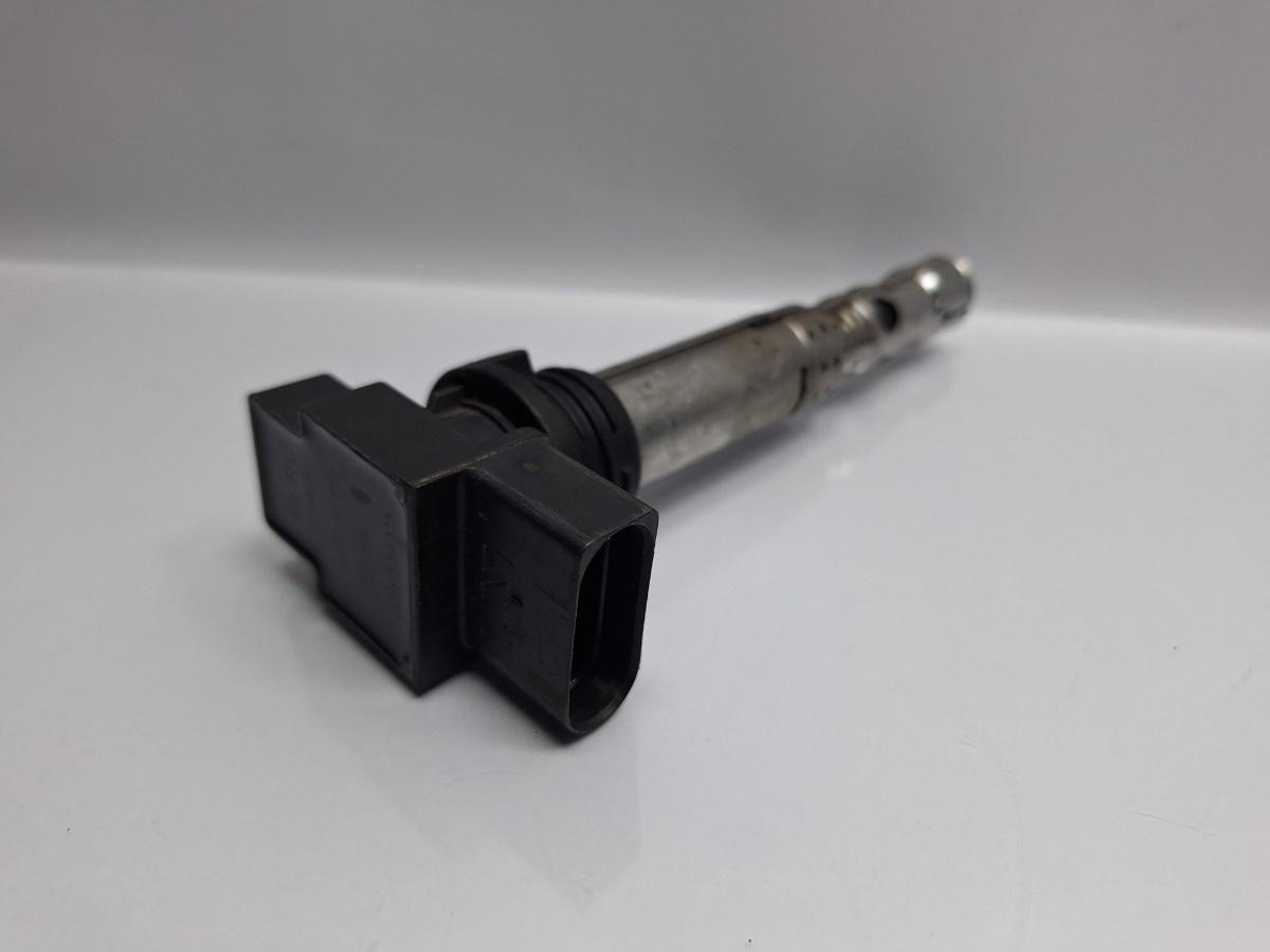 Bobina bujie VOLKSWAGEN FOX 5Z1, 5Z3 2003 - 2014 1.2 1.2 BMD, CHFB BERU 0040102059
