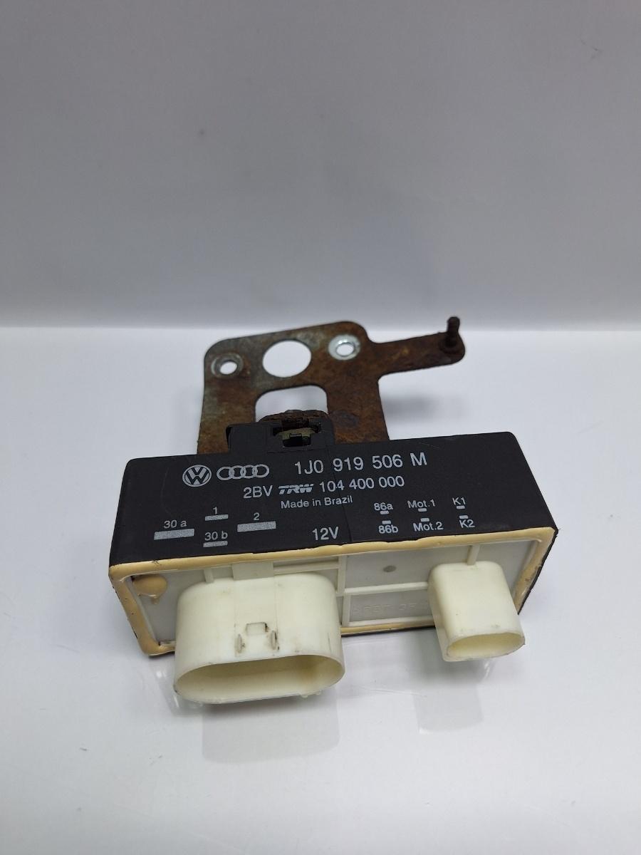 Releu ventilator racire VOLKSWAGEN FOX 5Z1, 5Z3 2003 - 2014 1.2 1.2 BMD, CHFB 1J0919506M