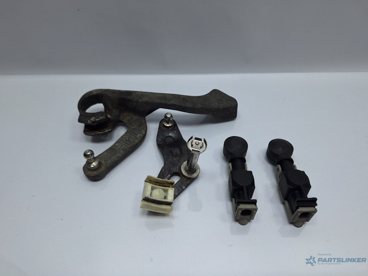 Ansamblu timonerie schimbator de viteze VOLKSWAGEN FOX 5Z1, 5Z3 2003 - 2014 1.2 1.2 BMD, CHFB 5Z0711051C