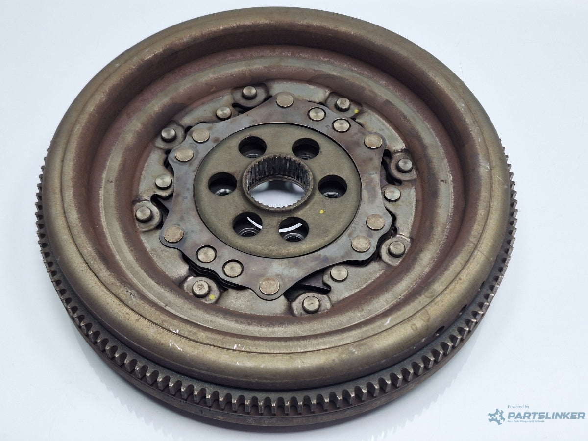 Volanta VOLKSWAGEN PASSAT Variant 3C5 2005 - 2011 TDI BMP 03G105266BD