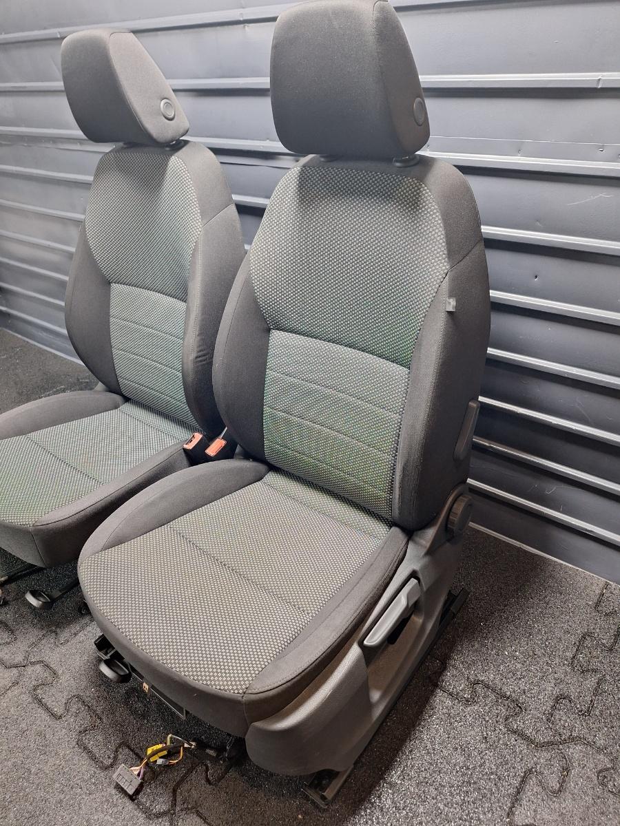 Scaune incalzite si banchete SKODA OCTAVIA Combi 5E5 2012 - > TDI CKFC, CRMB, CYKA 5Q4881106A , 5Q4881105A