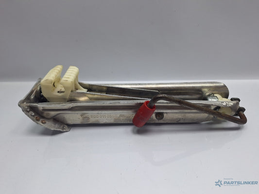 Cric AUDI A4 II Avant 8E5, B6 2000 - 2005 TDI AVF, AWX 8D0011031D