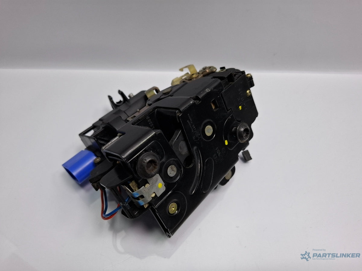 Broasca usa dreapta fata SKODA FABIA Saloon 6Y3 1999 - 2007 TDI ATD, AXR 3B1837016CC