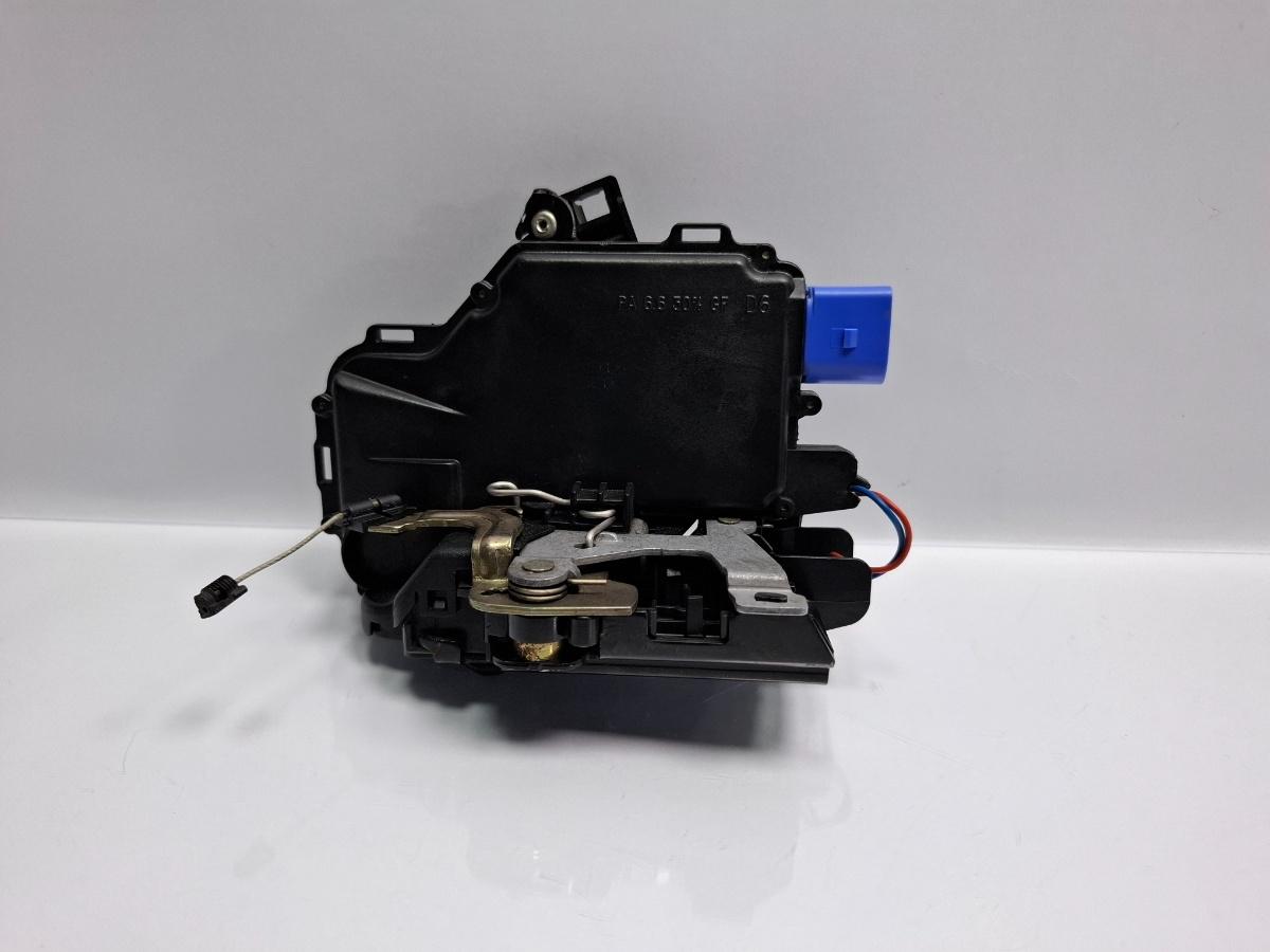 Broasca usa dreapta fata SKODA FABIA Saloon 6Y3 1999 - 2007 TDI ATD, AXR 3B1837016CC