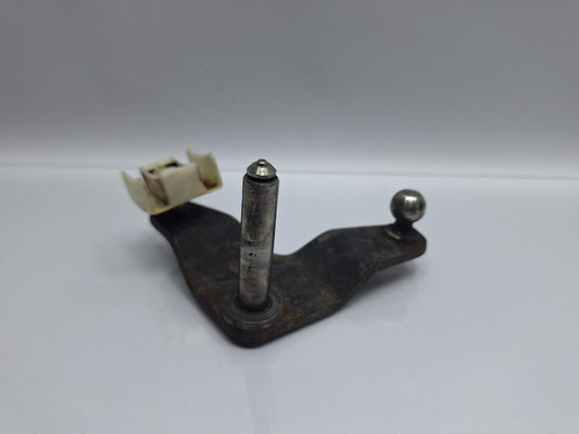 Suport timonerie schimbator de viteze SKODA FABIA Saloon 6Y3 1999 - 2007 TDI ATD, AXR 1J0711208E