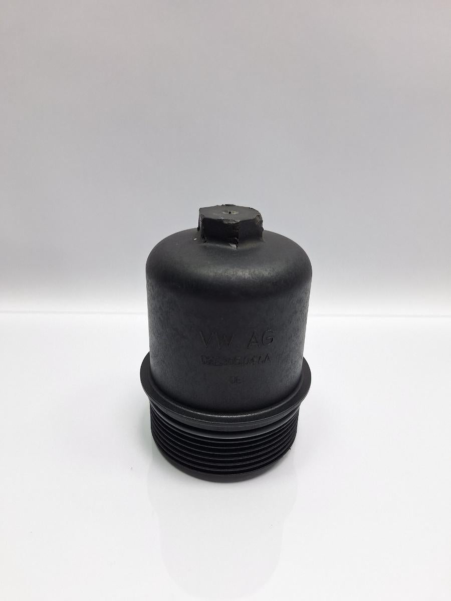 Capac filtru ulei cutie VOLKSWAGEN PASSAT CC 357 2008 - 2012 TDI CBAB, CFFB 02E305047A
