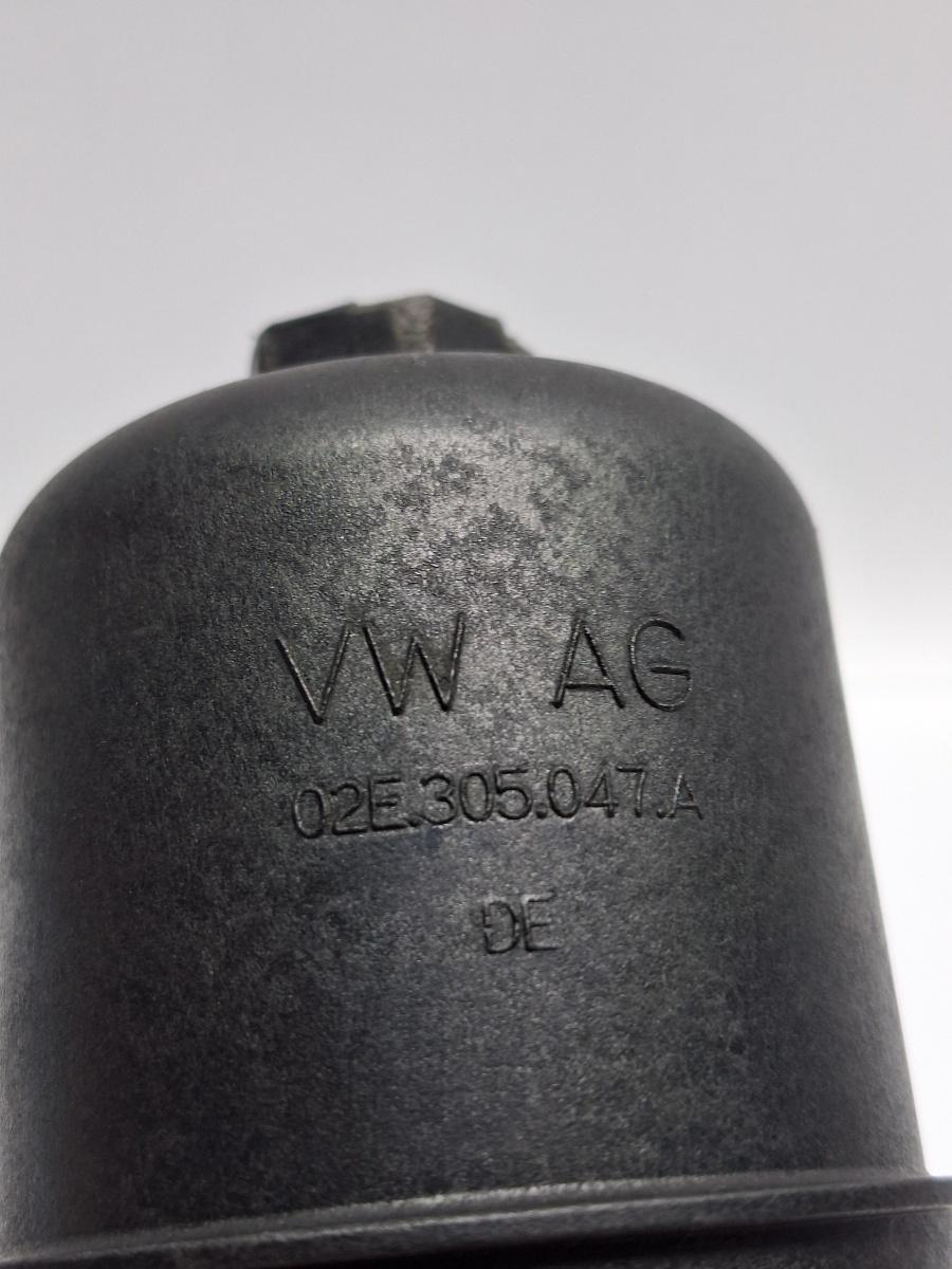 Capac filtru ulei cutie VOLKSWAGEN PASSAT CC 357 2008 - 2012 TDI CBAB, CFFB 02E305047A