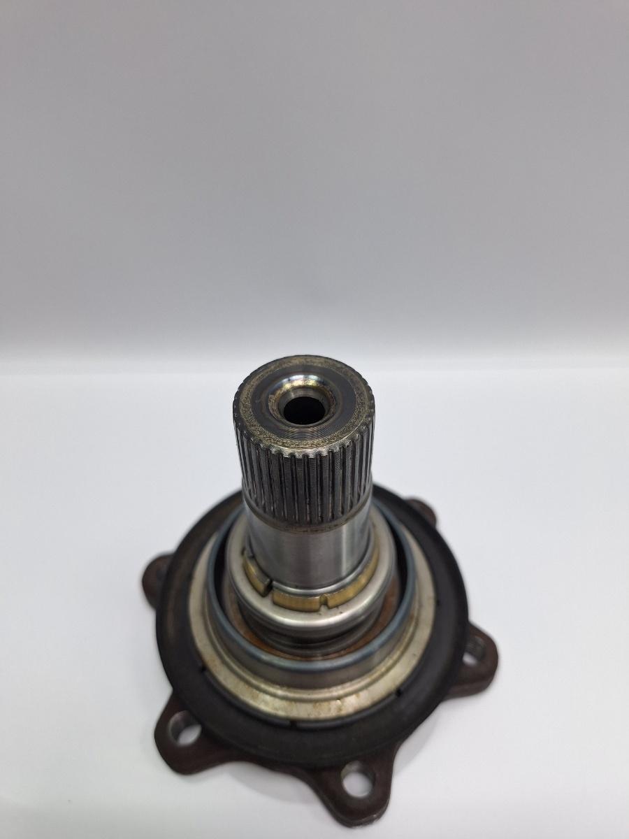 Flansa cutie stanga VOLKSWAGEN PASSAT CC 357 2008 - 2012 TDI CBAB, CFFB 02E409355C , 02E409343C