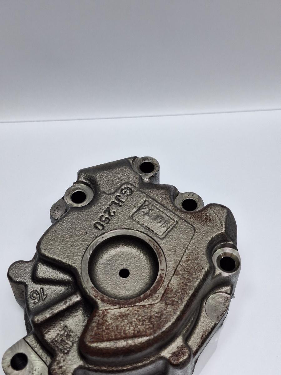 Pompa de ulei cutie VOLKSWAGEN PASSAT CC 357 2008 - 2012 TDI CBAB, CFFB 02E315105A , 02E315105B