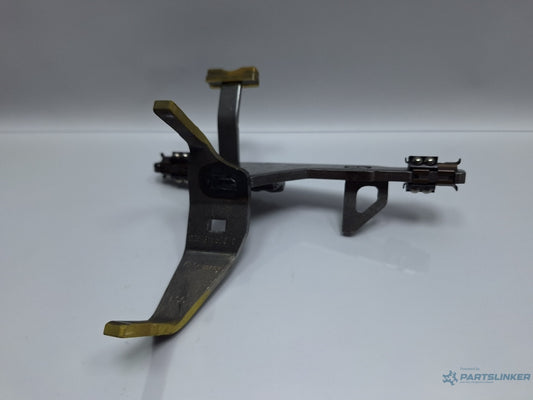 Furca ambreiaj (Nr1) VOLKSWAGEN PASSAT CC 357 2008 - 2012 TDI CBAB, CFFB 02E311570D