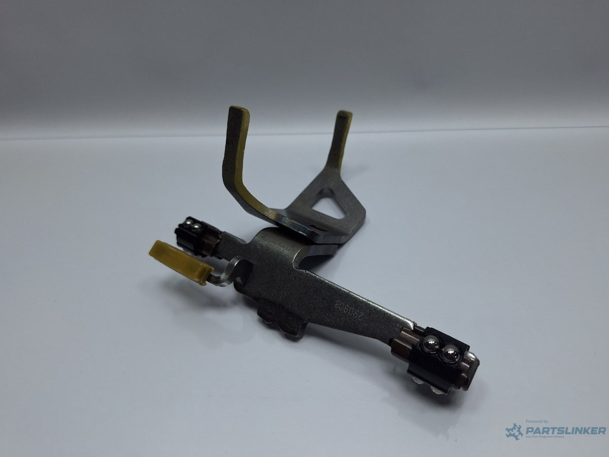 Furca ambreiaj (Nr.3) VOLKSWAGEN PASSAT CC 357 2008 - 2012 TDI CBAB, CFFB 02E311549D