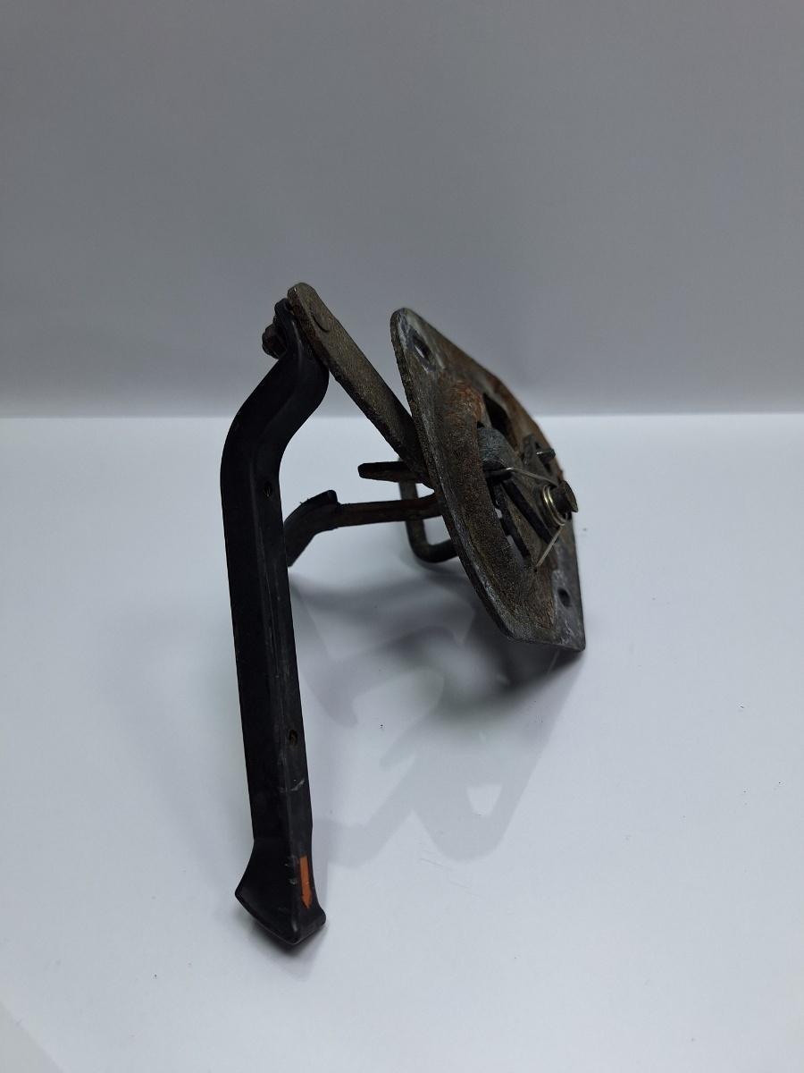 Carlig de siguranta capota motor SKODA FABIA Saloon 6Y3 1999 - 2007 TDI ATD, AXR 6Y0823480C