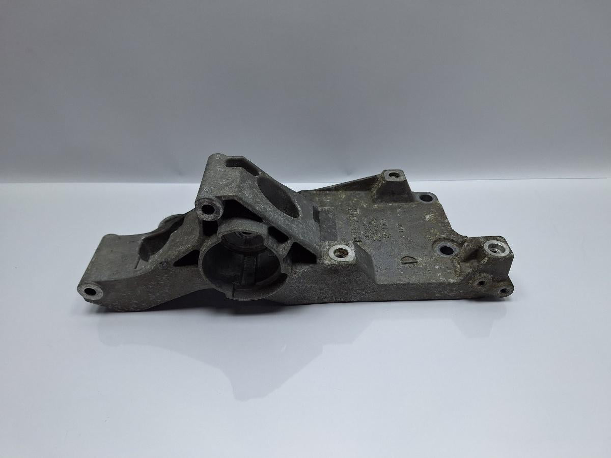Suport accesorii SKODA FABIA Saloon 6Y3 1999 - 2007 TDI ATD, AXR 038903143R