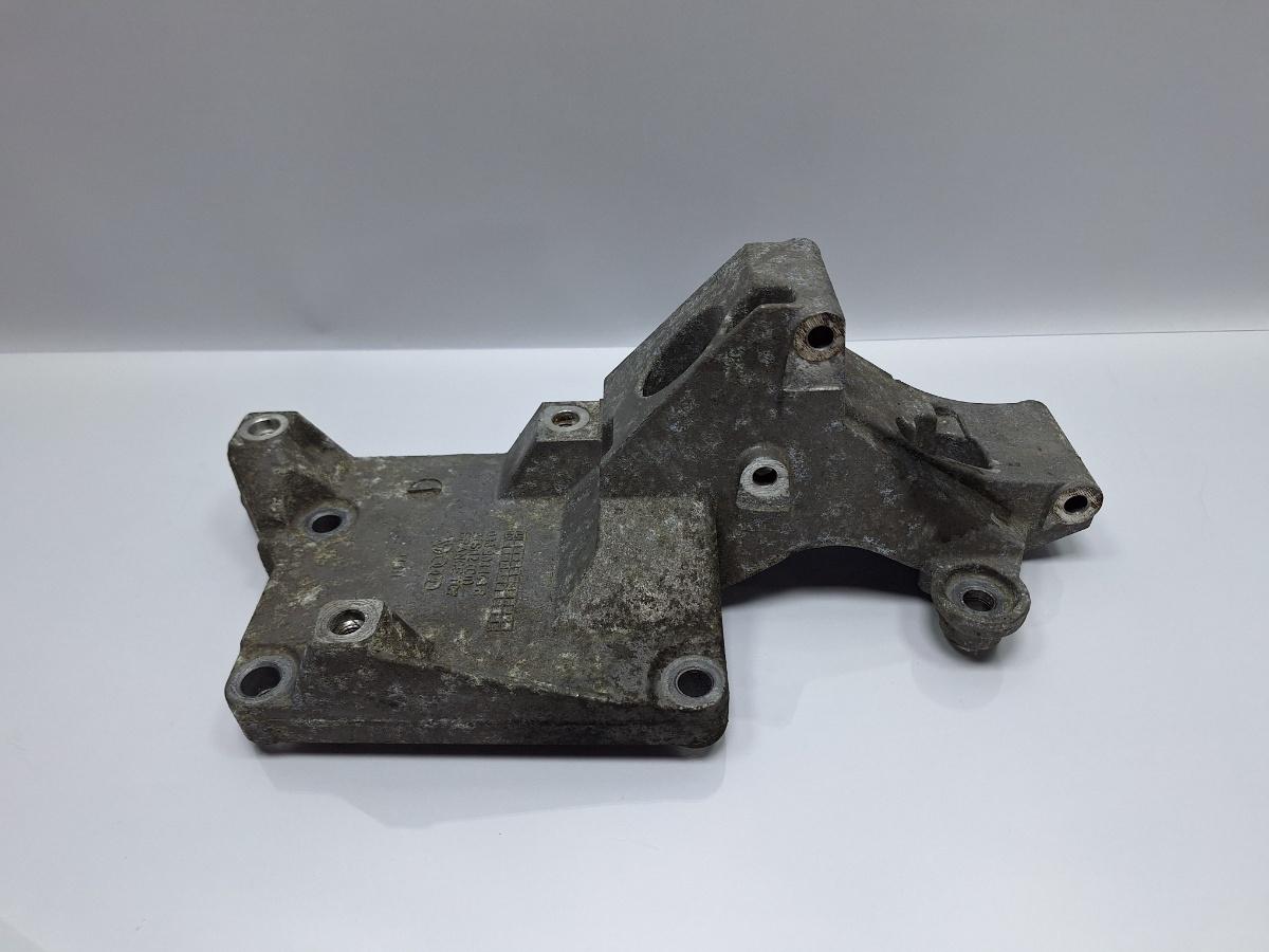 Suport accesorii SKODA FABIA Saloon 6Y3 1999 - 2007 TDI ATD, AXR 038903143R